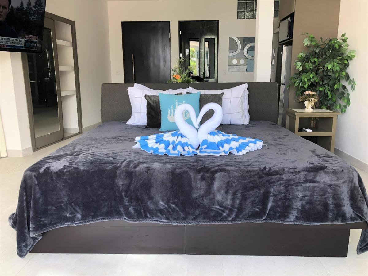 Vista Ocean Suites Boutique Hotel Event Venue マヌエル・アントニオ エクステリア 写真
